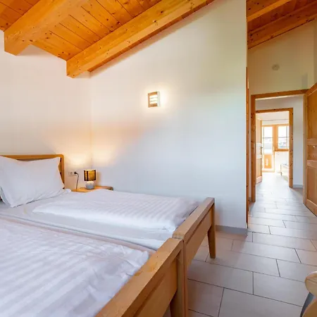 Chalet Maxima - In - Out *
