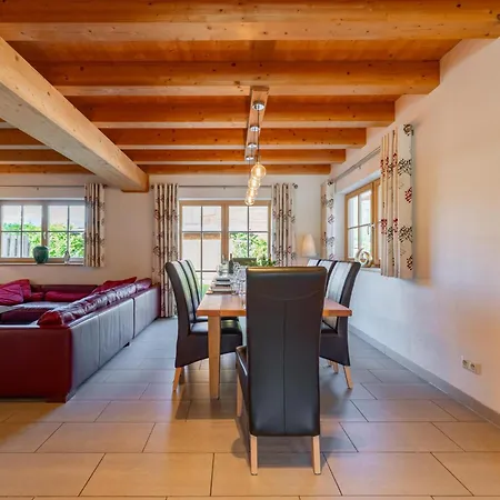Chalet Maxima - In - Out